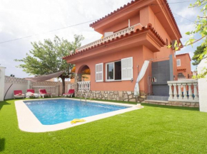 Casa Familiar con Piscina Privada, A/C, Wifi y Cerca de Playa y Comercios - ES-325-21